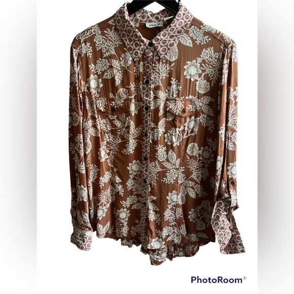 LOLA P. 100% RAYON BOHO BUTTON DOWN BLOUSE LONG SLEEVES Sz L A166 - Picture 1 of 9